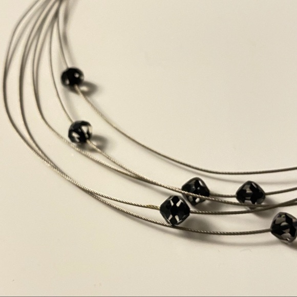 Unique crystal beads Swarovski mesh wire necklace - Picture 2 of 2